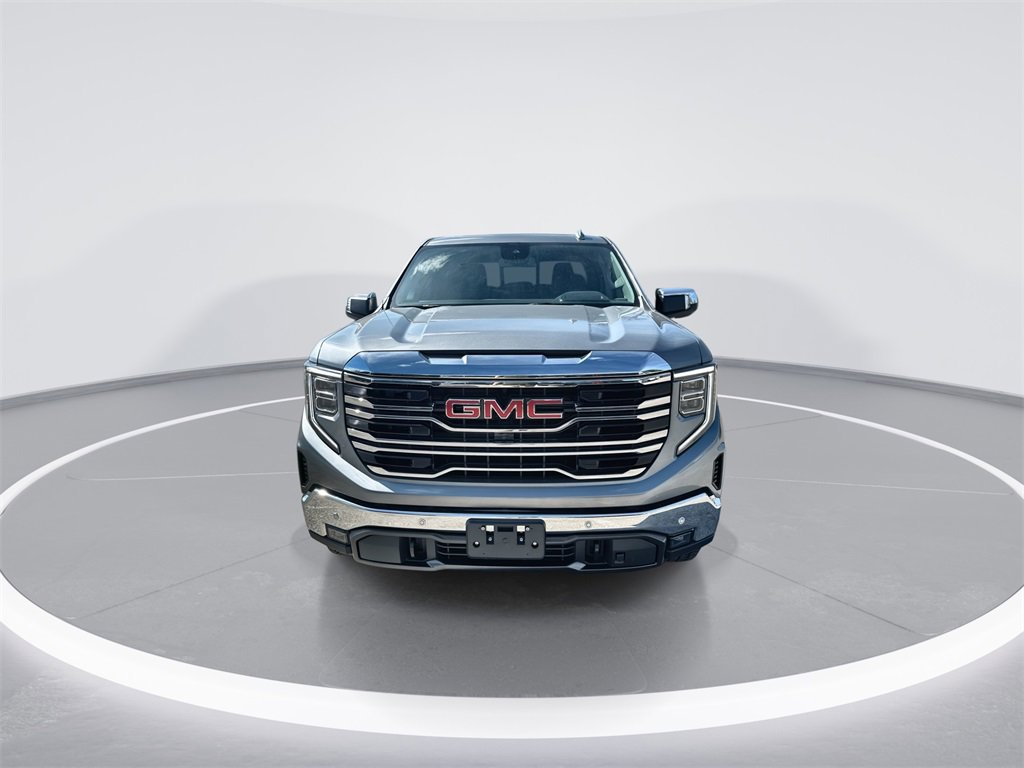 New 2026 GMC Sierra 1500 SLT image 3