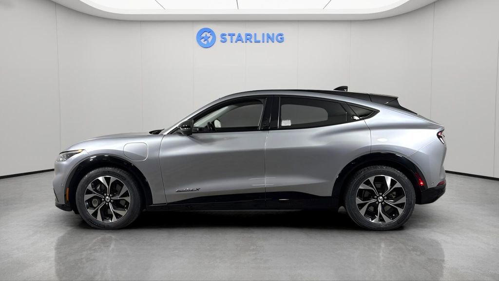 Used 2021 Ford Mustang Mach-E Premium image 3