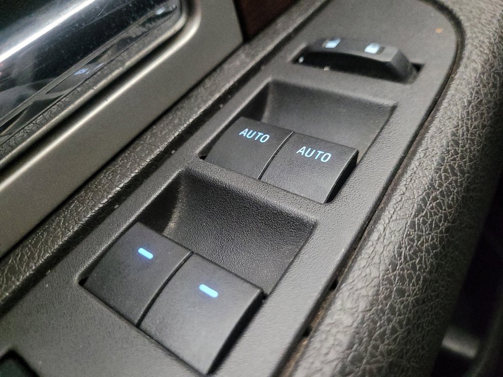 Used 2013 Ford F150 King Ranch w/ King Ranch Luxury Pkg image 27