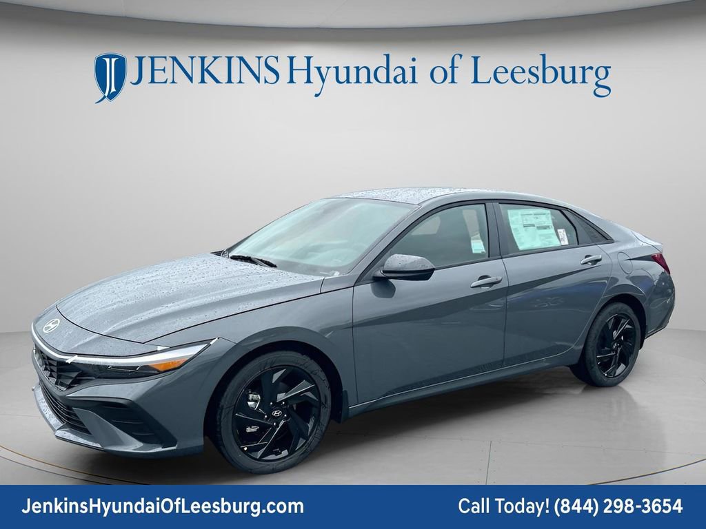 New 2026 Hyundai Elantra Sport FWD image 11