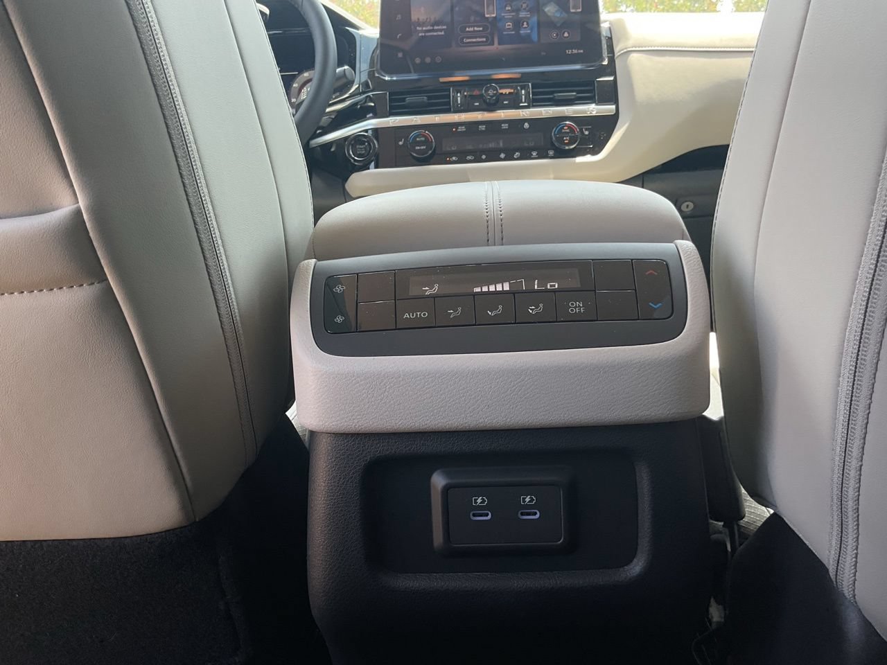 New 2026 Nissan Pathfinder SL AWD/4WD image 14