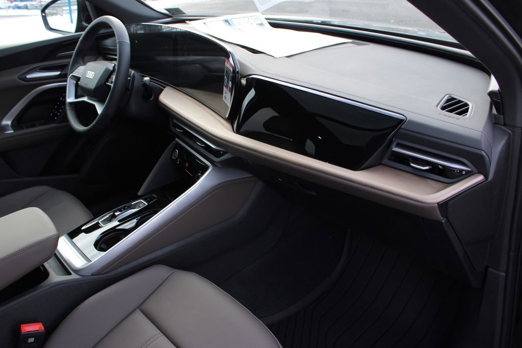 New 2025 Audi Q5 Premium Plus image 46