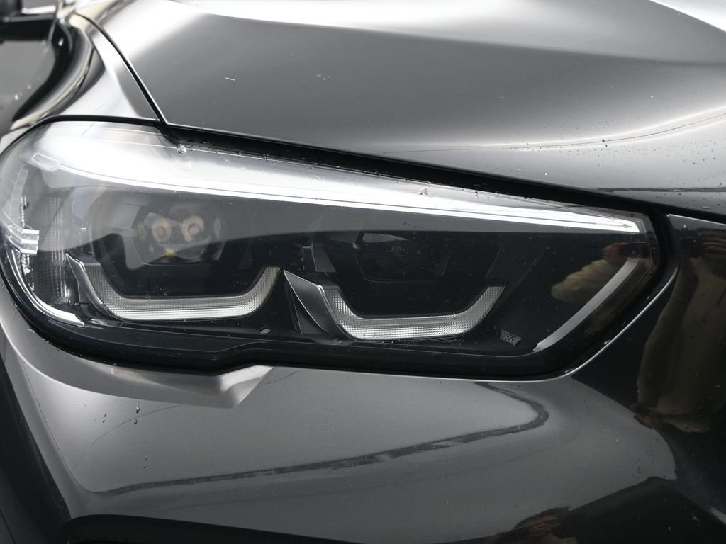 Used 2023 BMW X5 sDrive40i image 11