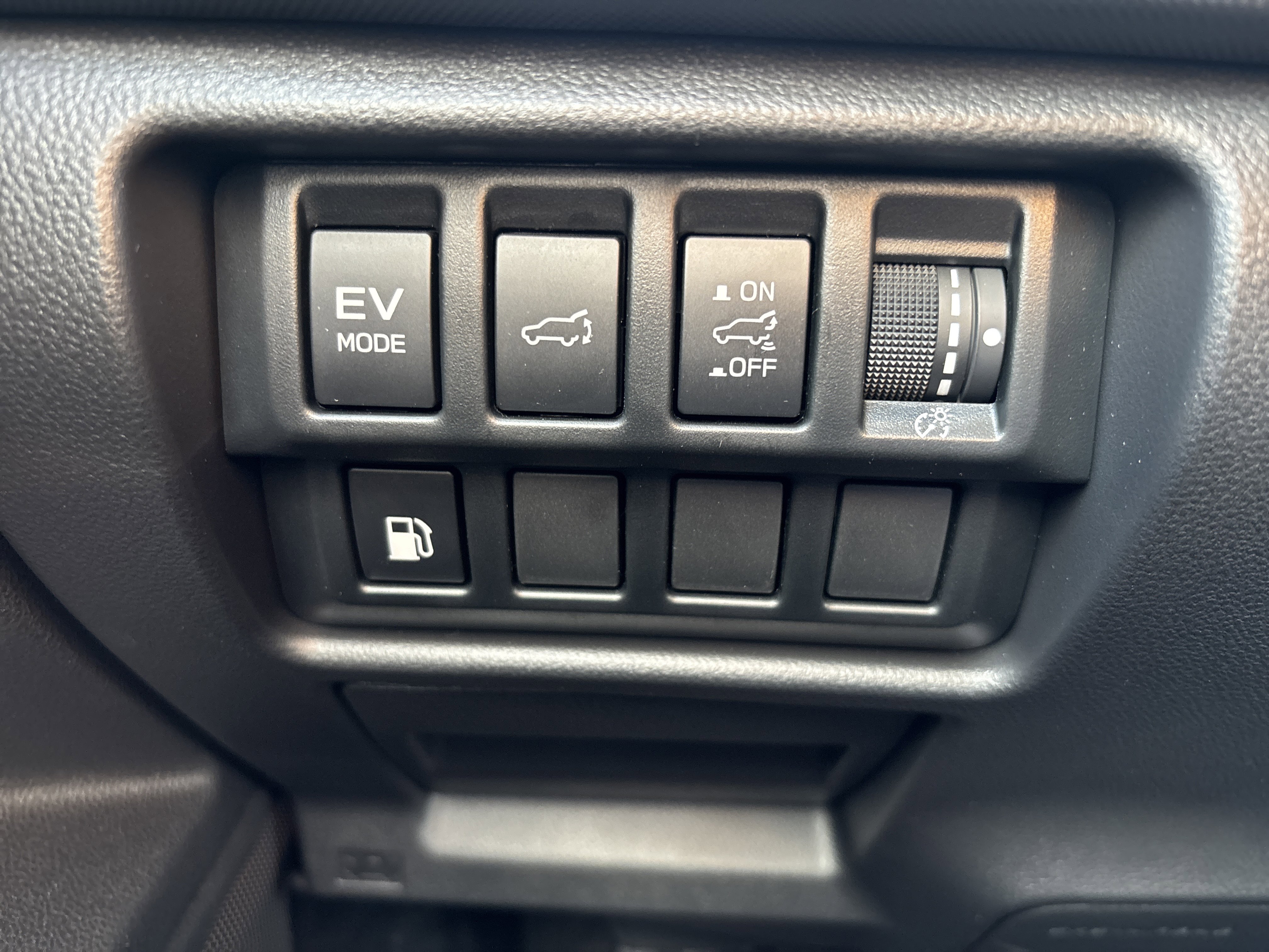 Certified 2025 Subaru Forester Limited AWD/4WD image 25