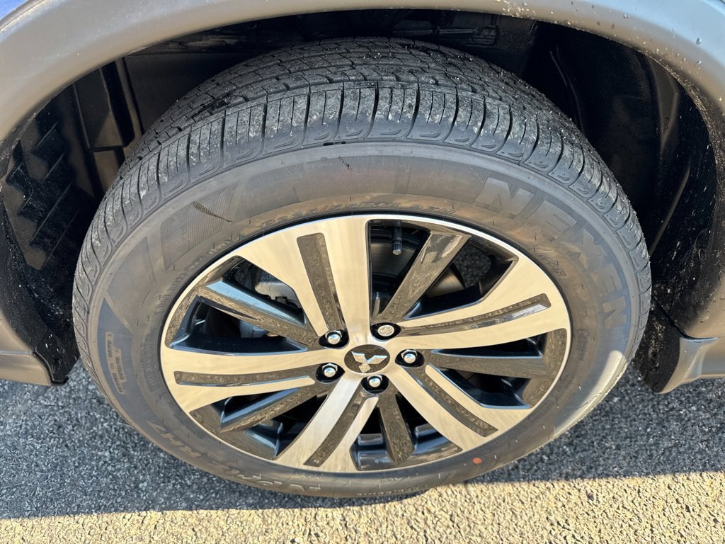 New 2027 Mitsubishi Outlander Sport SE FWD image 40