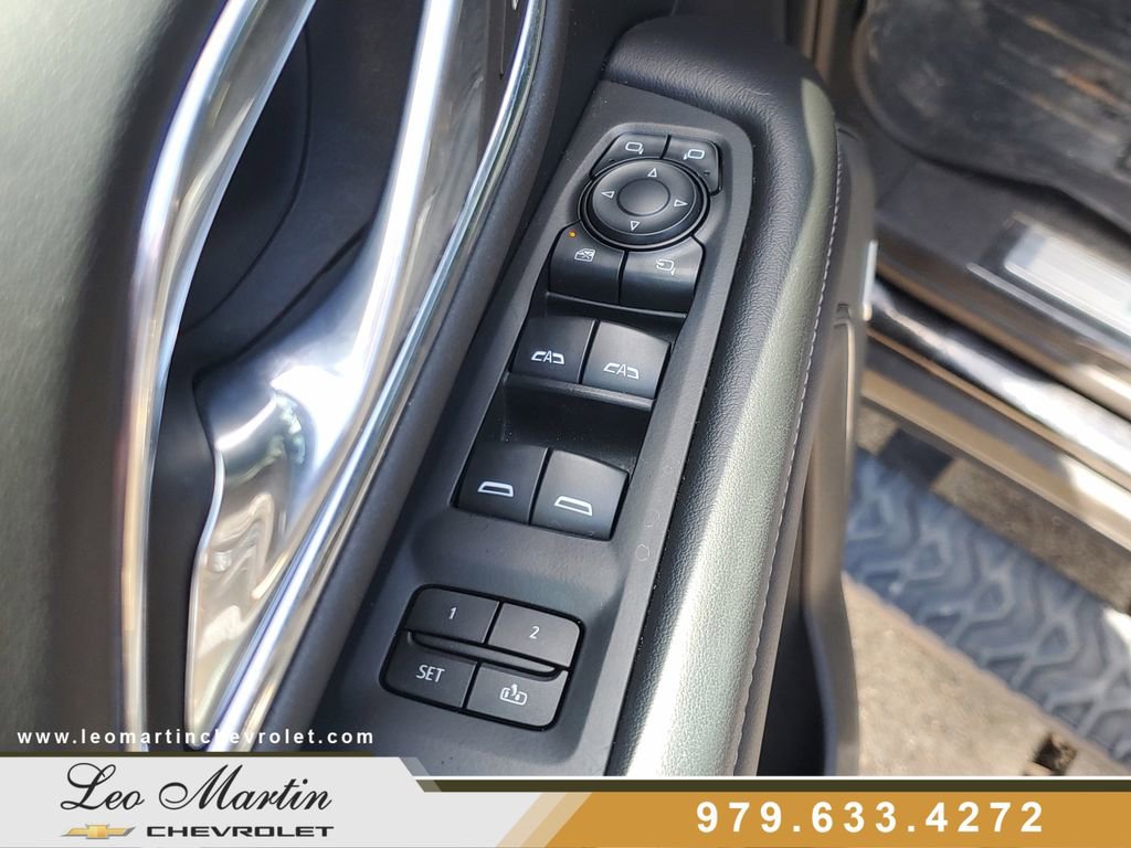 Used 2021 Chevrolet Tahoe Z71 w/ Z71 Signature Package AWD/4WD image 18