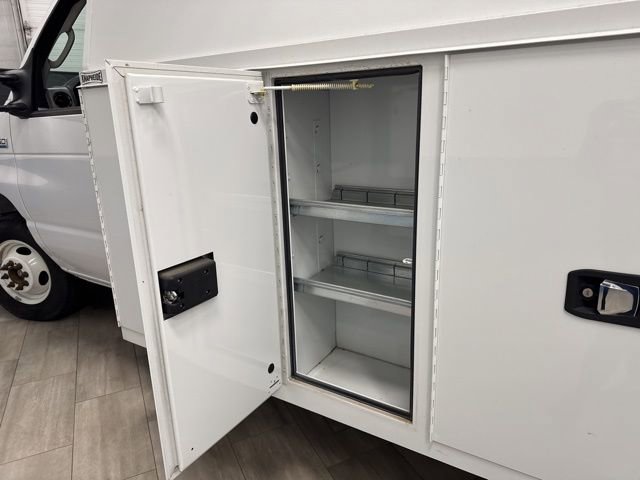 Used 2021 Ford E-450 and Econoline 450 Super Duty image 10