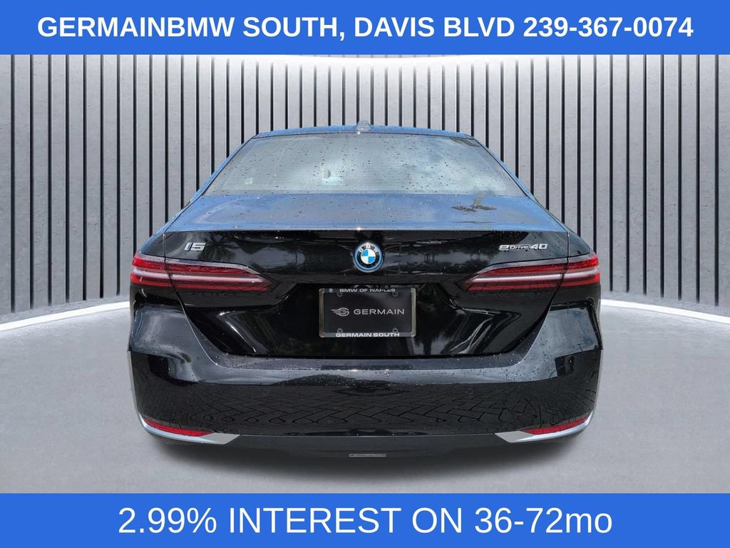 Used 2024 BMW i5 eDrive40i w/ Premium Package RWD image 6