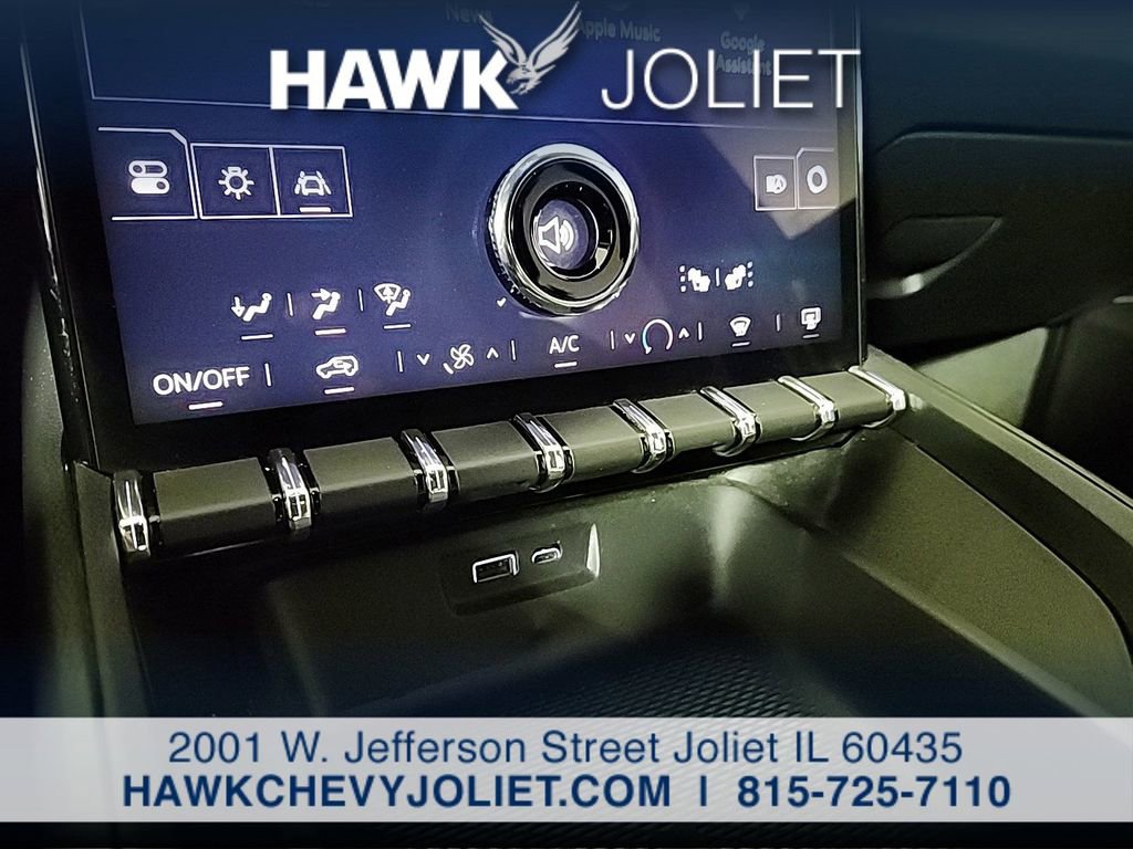 Used 2025 GMC Terrain Elevation AWD/4WD image 17
