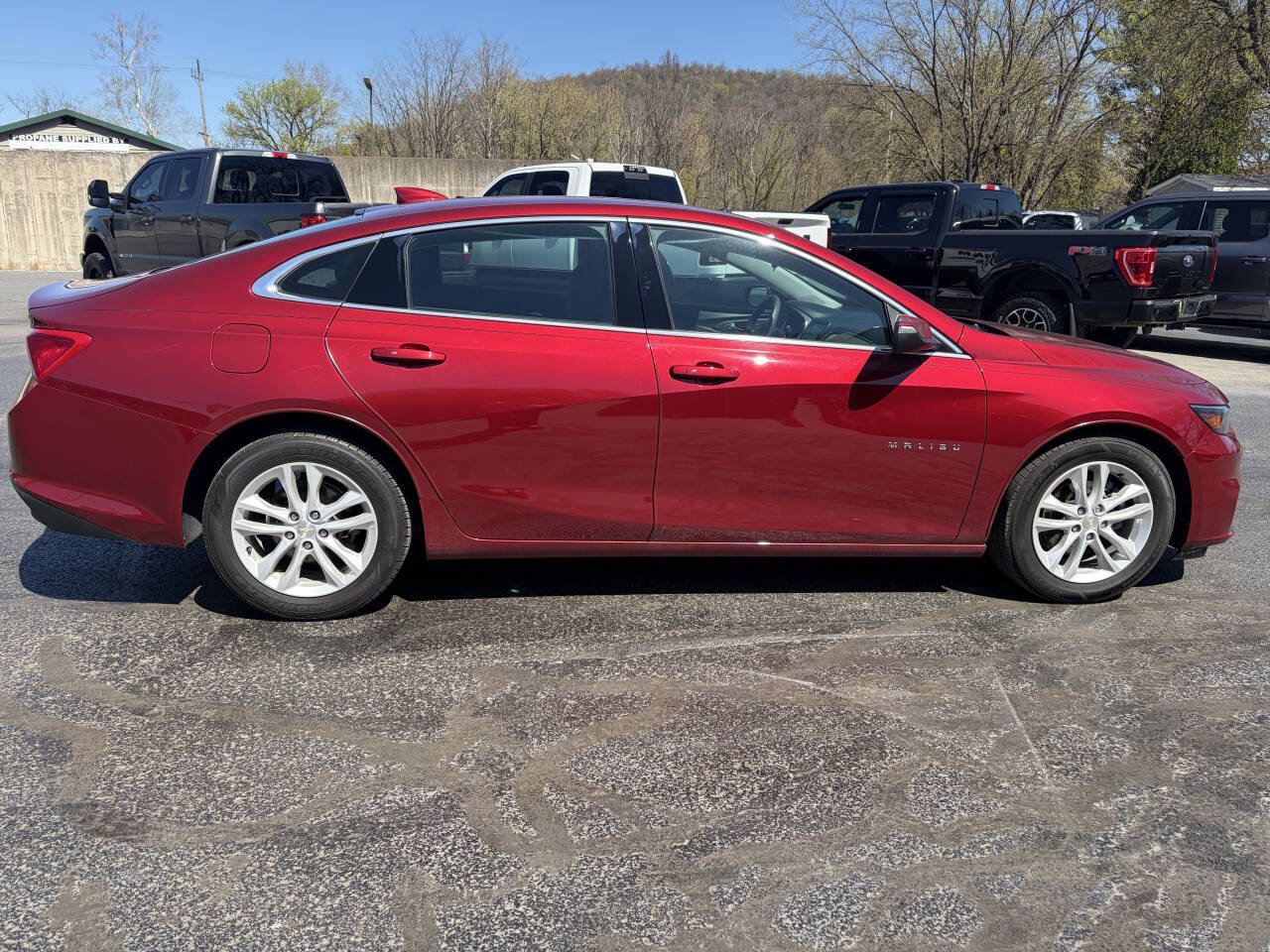 Used 2018 Chevrolet Malibu LT FWD image 9