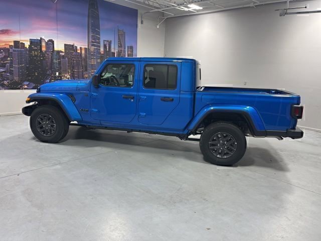 New 2025 Jeep Gladiator Sport AWD/4WD image 4
