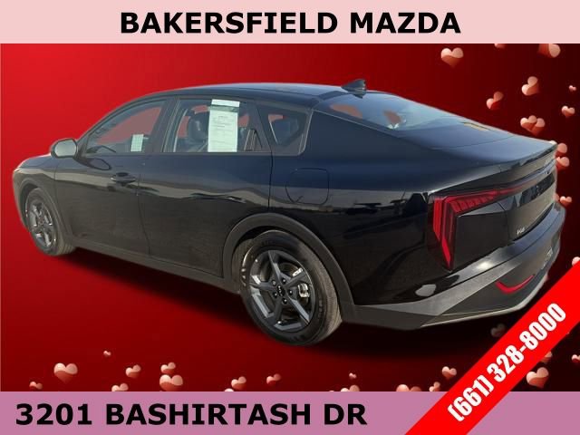 Used 2025 Kia K4 LXS image 3