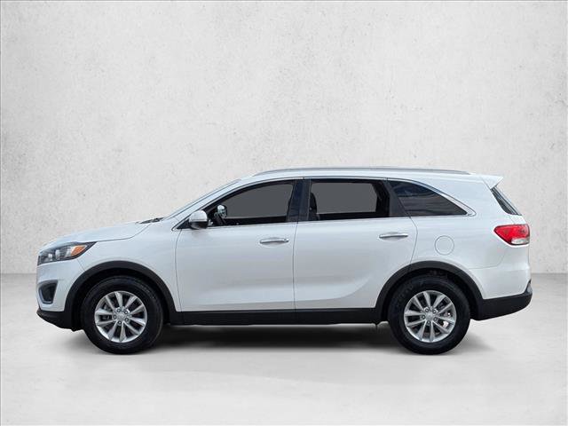 Used 2016 Kia Sorento LX image 9