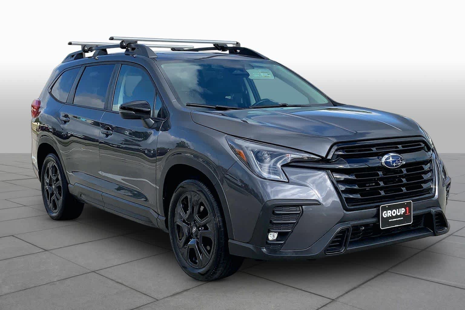 Used 2023 Subaru Ascent Onyx Edition AWD/4WD image 3