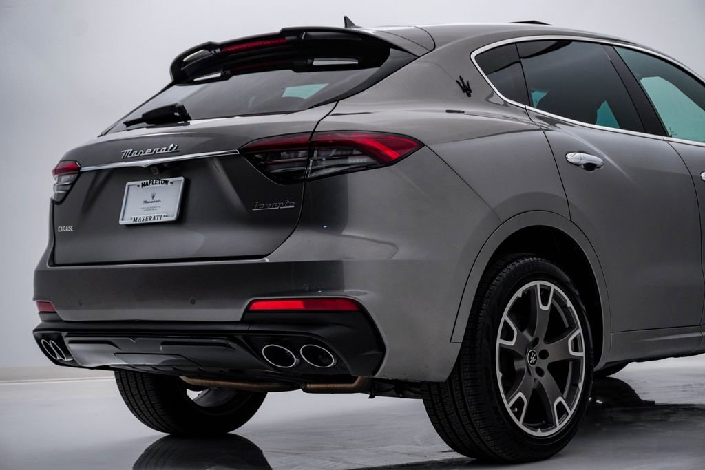 Certified 2022 Maserati Levante Modena image 12