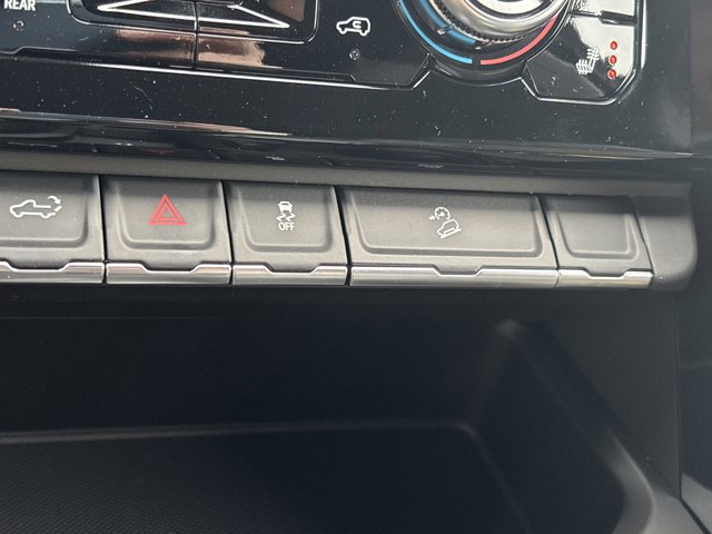 New 2026 GMC Sierra 2500 AT4 w/ AT4 Premium Plus Package image 40