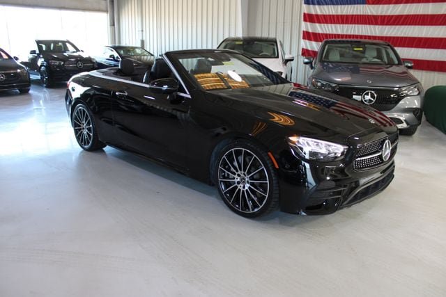 Used 2023 Mercedes-Benz E 450 Cabriolet image 37