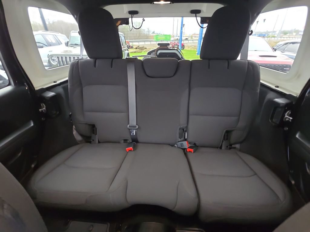 Used 2023 Jeep Wrangler Sport S AWD/4WD image 27