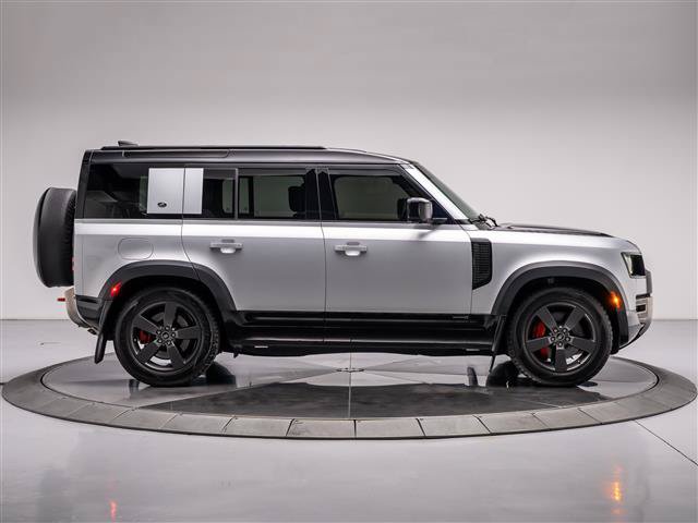 Used 2023 Land Rover Defender 110 X AWD/4WD image 6