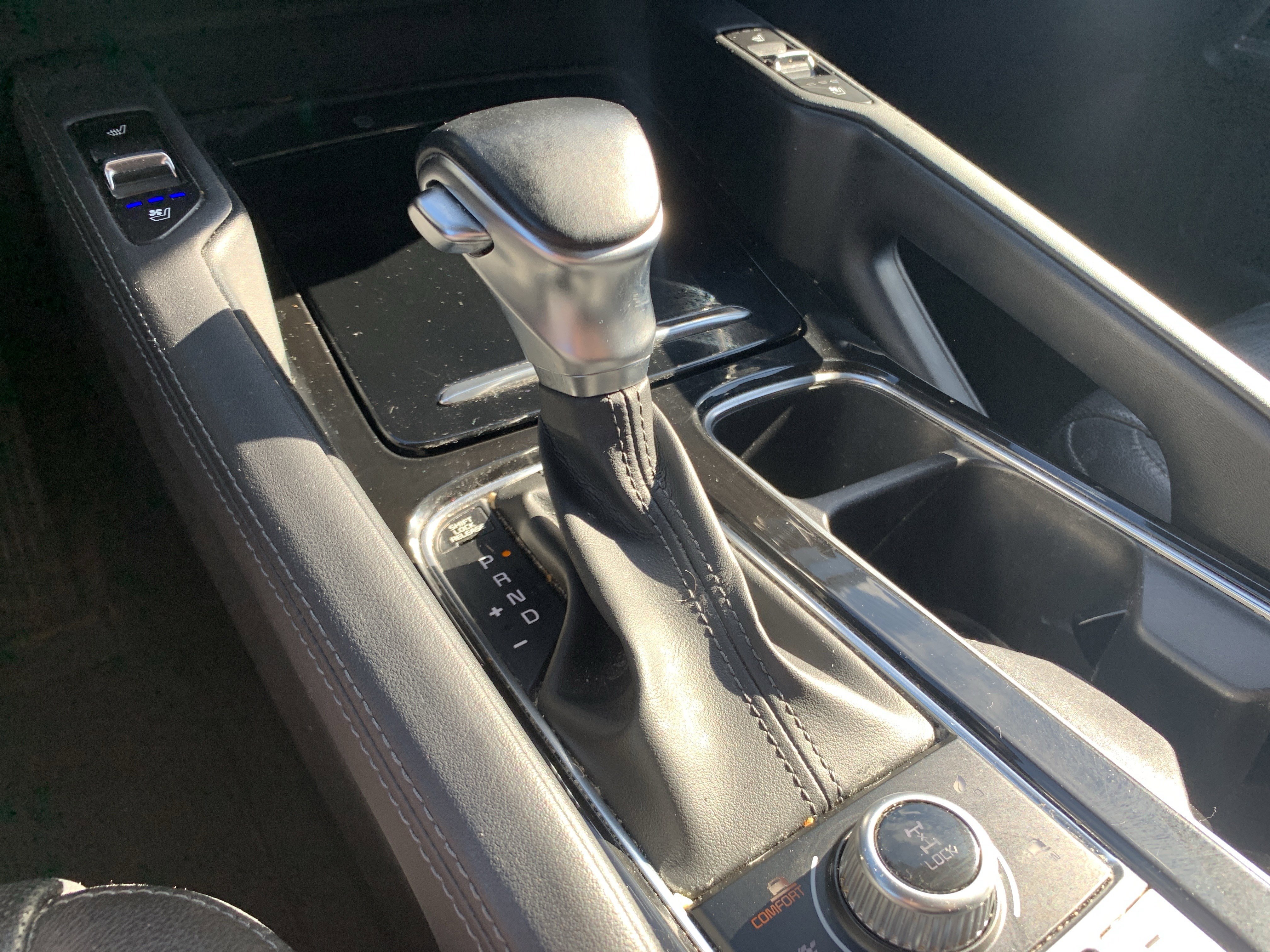 Used 2020 Kia Telluride EX w/ EX Premium Package image 26