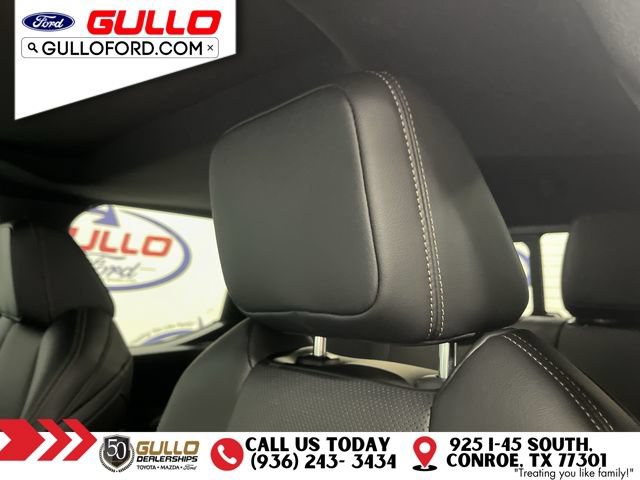 Used 2024 Toyota Tacoma Limited w/ Limited Package (LT) AWD/4WD image 19