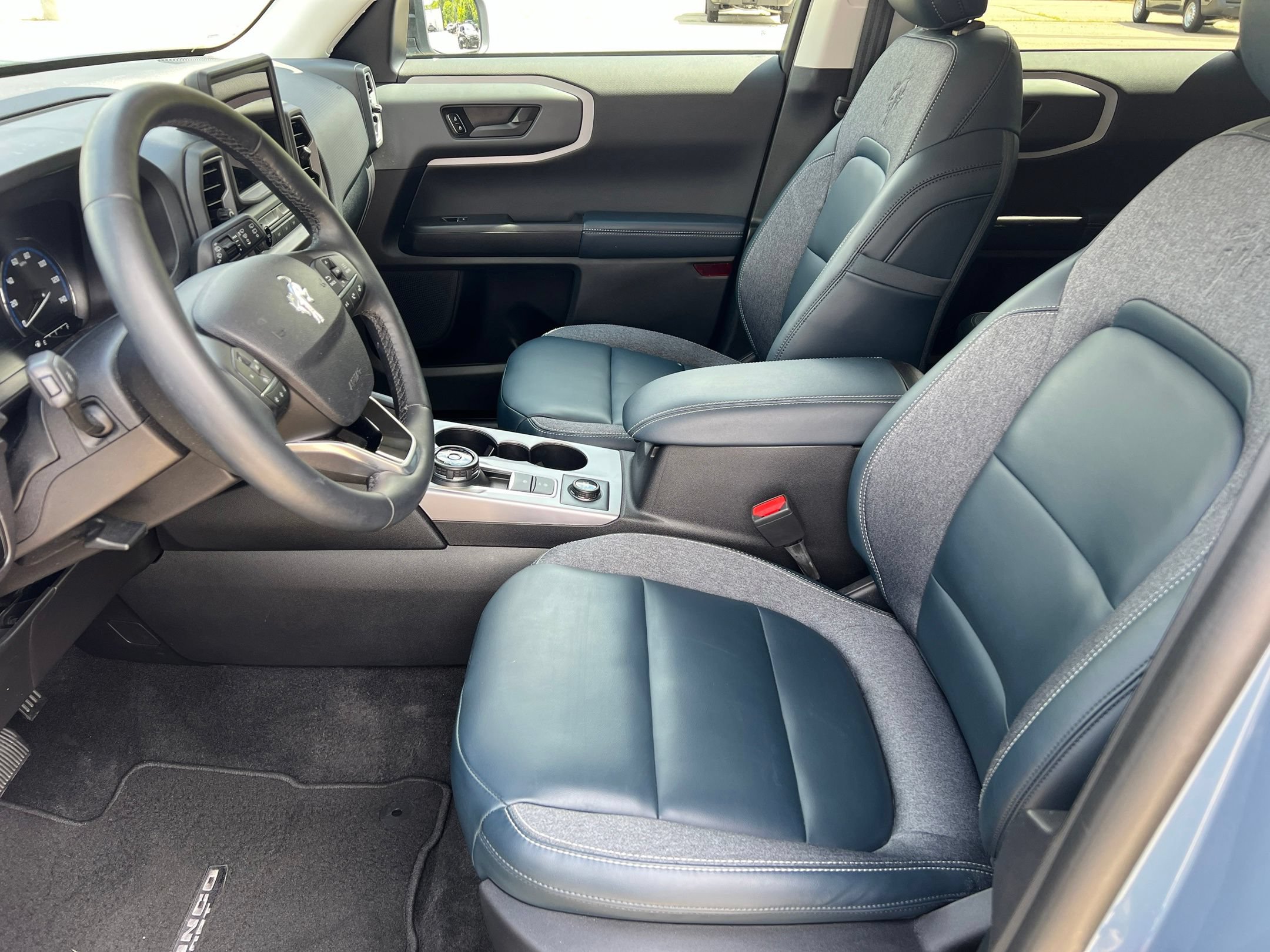 Used 2024 Ford Bronco Sport Outer Banks AWD/4WD image 16