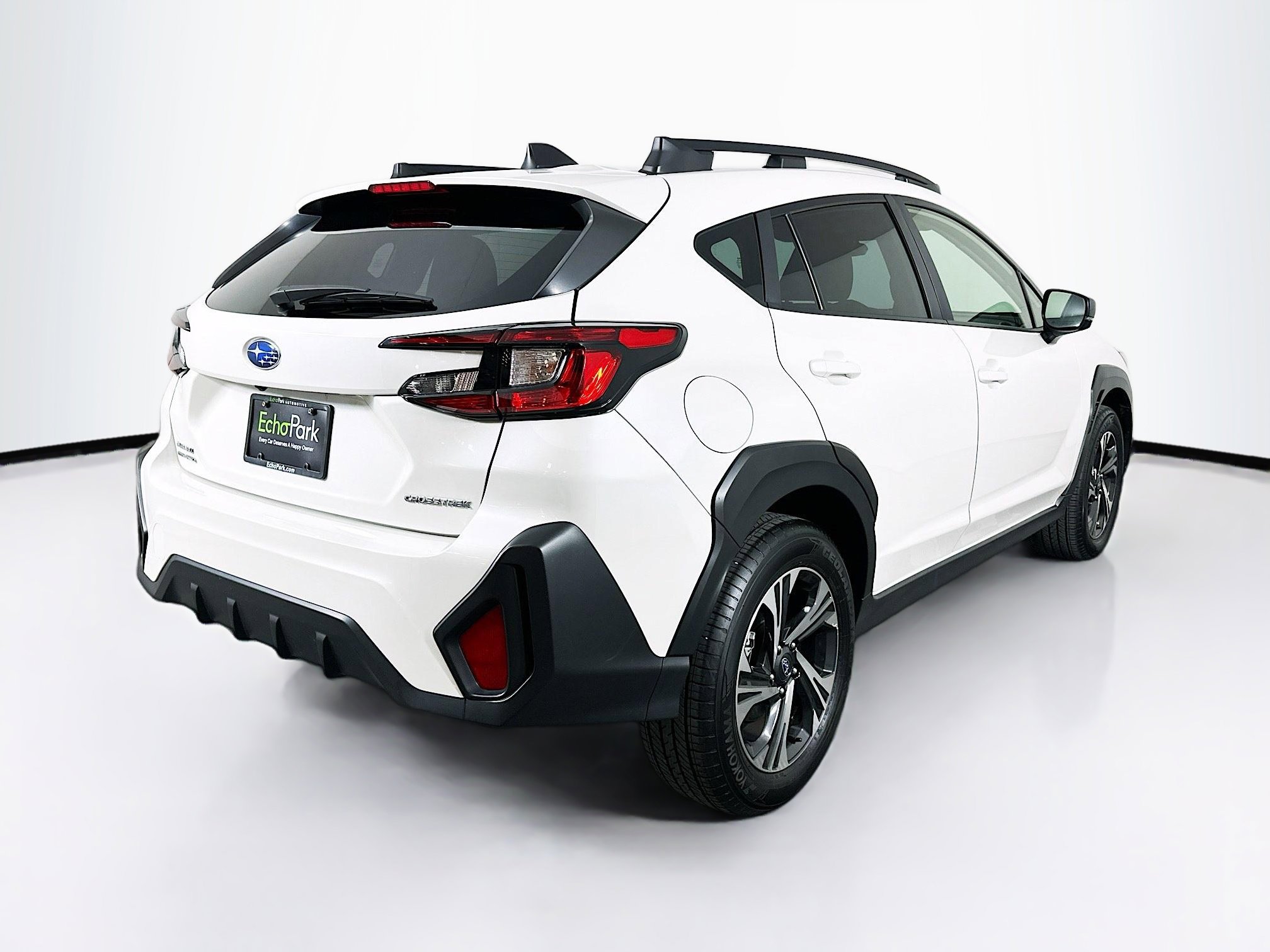Used 2024 Subaru Crosstrek 2.0i Premium image 9
