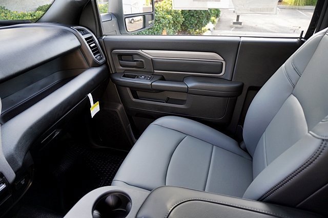 New 2024 RAM 2500 Tradesman w/ Chrome Appearance Group image 29