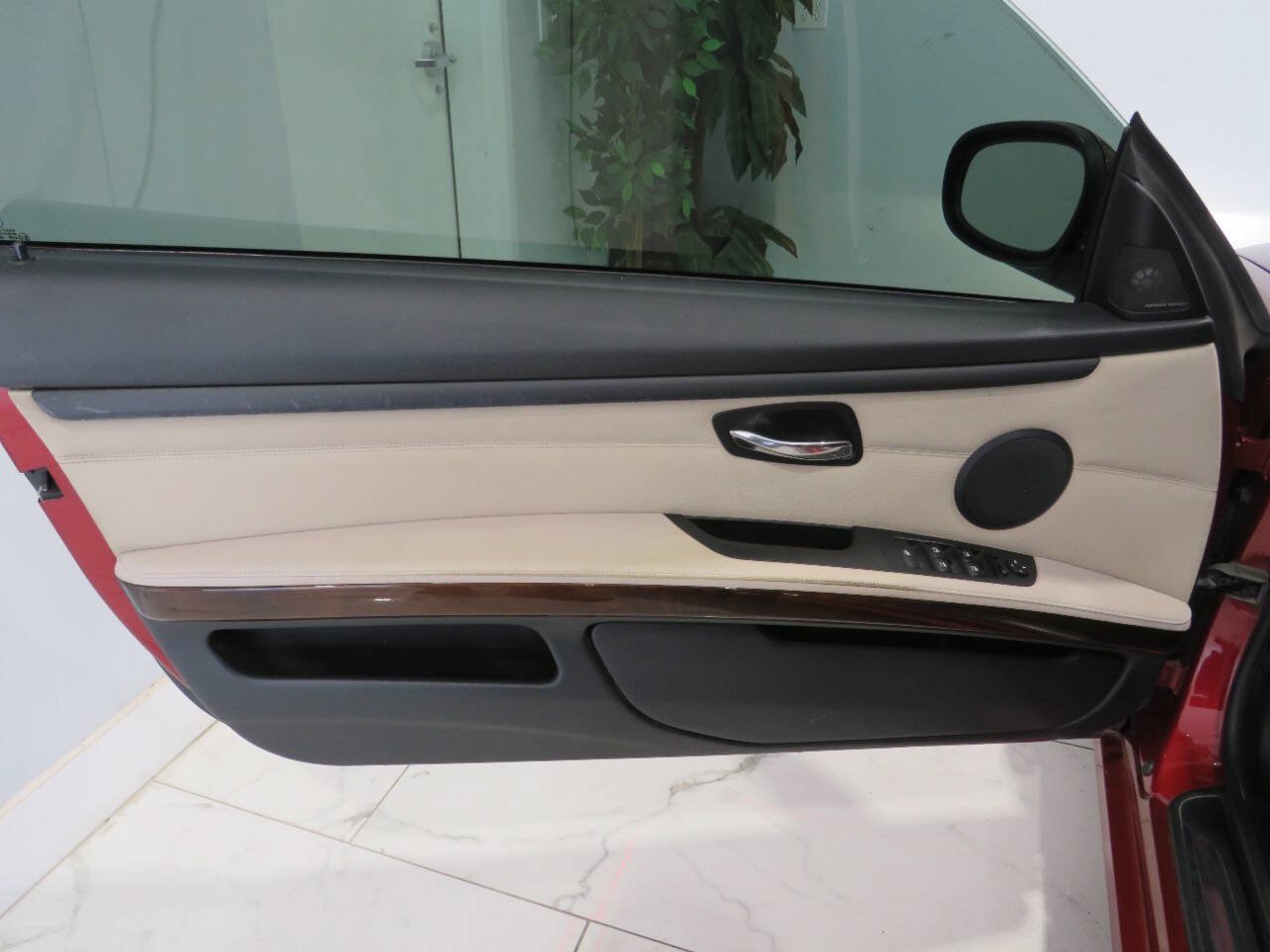 Used 2012 BMW 328i Convertible RWD image 21