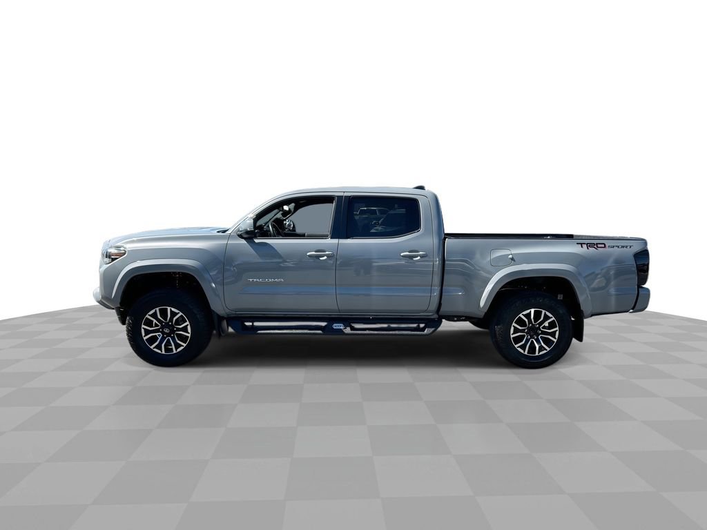 Used 2021 Toyota Tacoma TRD Sport image 5