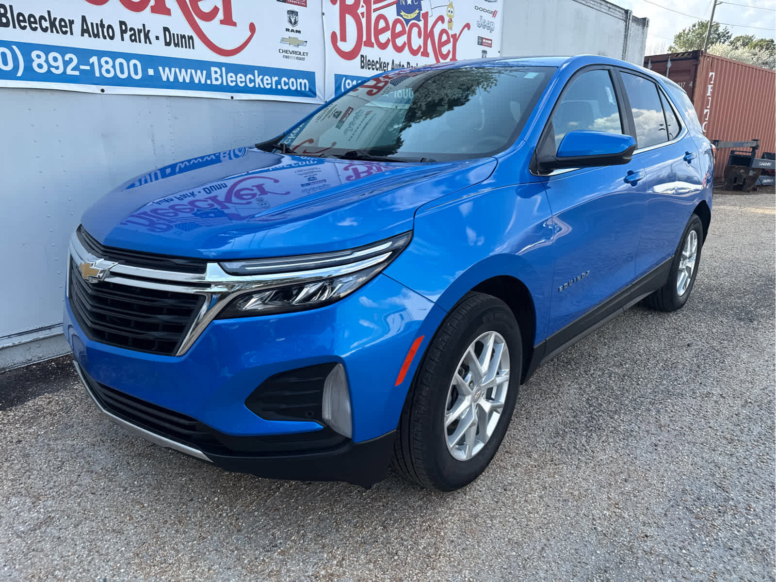 Used 2024 Chevrolet Equinox LT w/ LPO, Floor Liner Package FWD image 6