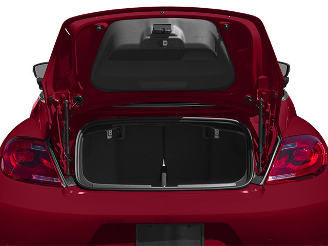 Used 2014 Volkswagen Beetle TDI image 12