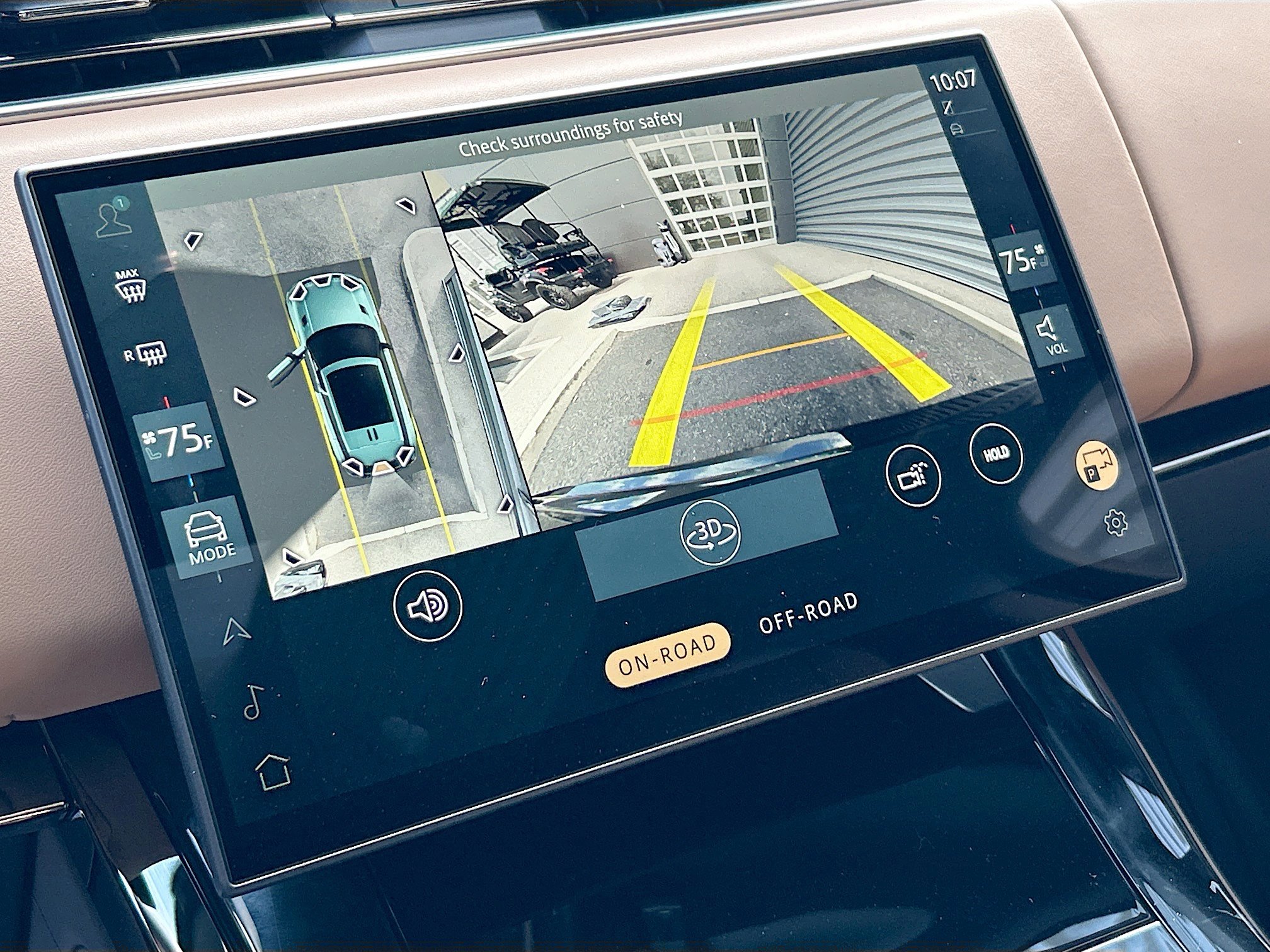 Used 2025 Land Rover Range Rover Sport Dynamic SE image 28