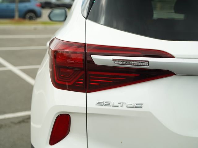 Used 2022 Kia Seltos Nightfall Edition AWD/4WD image 40