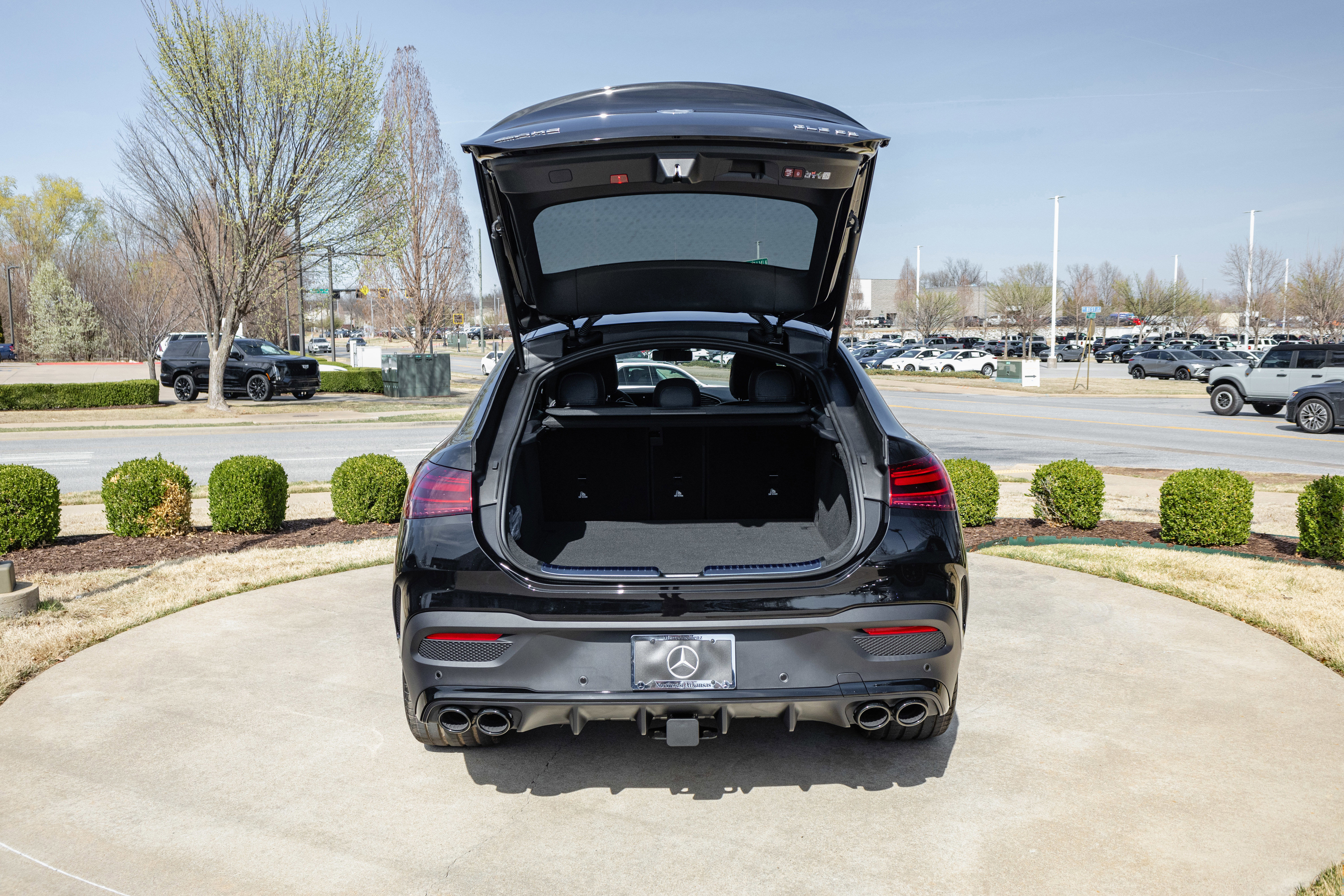 New 2026 Mercedes-Benz GLE 53 AMG 4MATIC Coupe image 28
