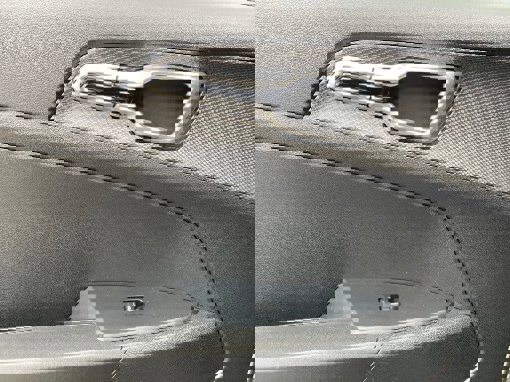 Used 2024 Kia Sportage LX image 11