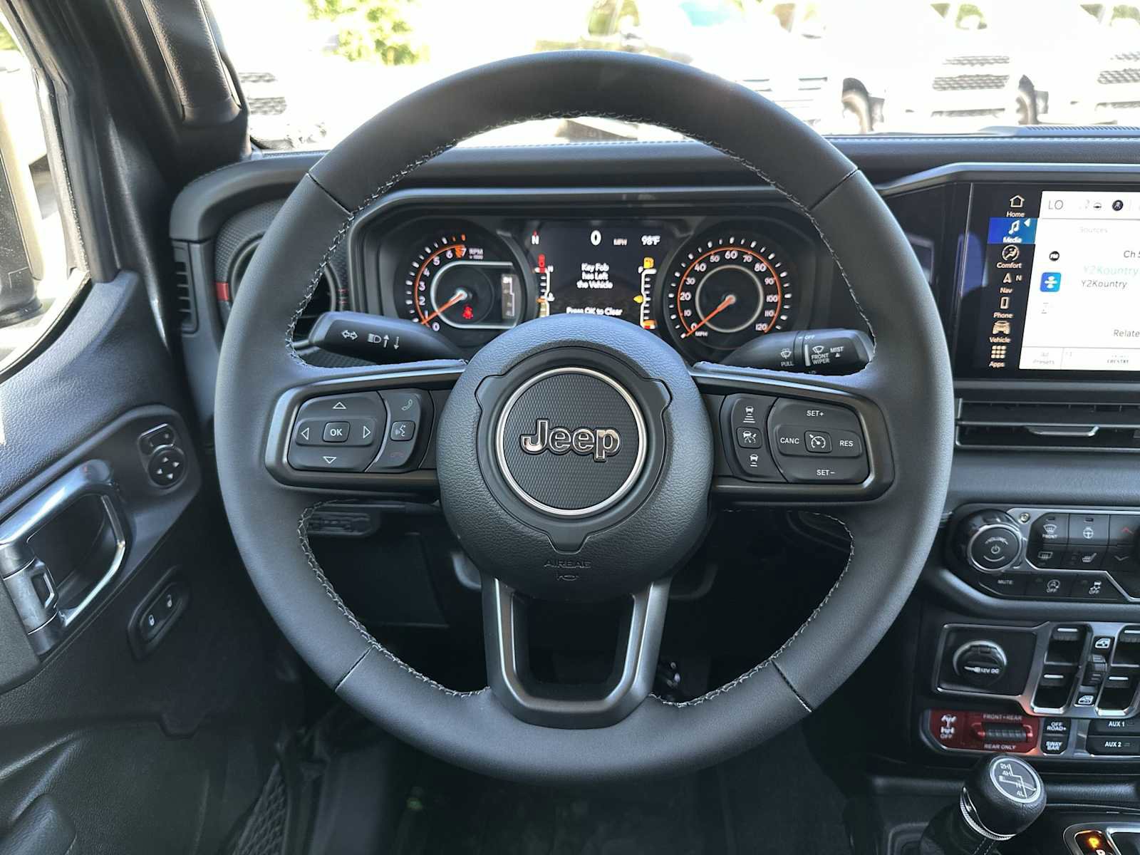 New 2025 Jeep Gladiator Rubicon w/ Convenience Group image 11