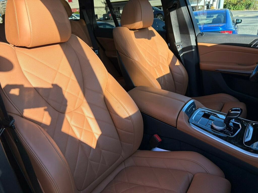 Used 2023 BMW X5 xDrive40i w/ M Sport Package image 31