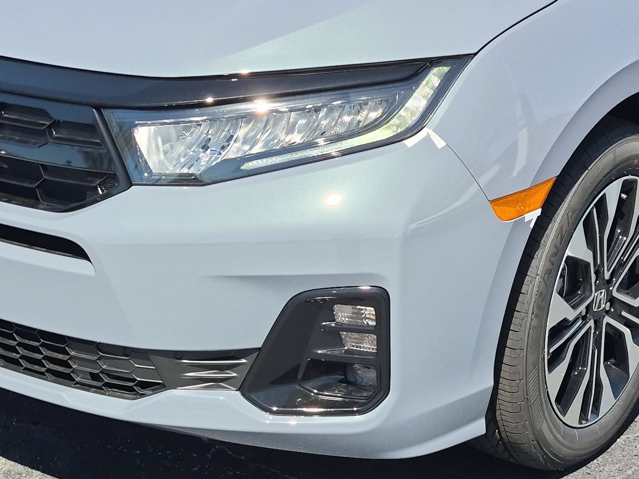 New 2027 Honda Odyssey Elite image 9