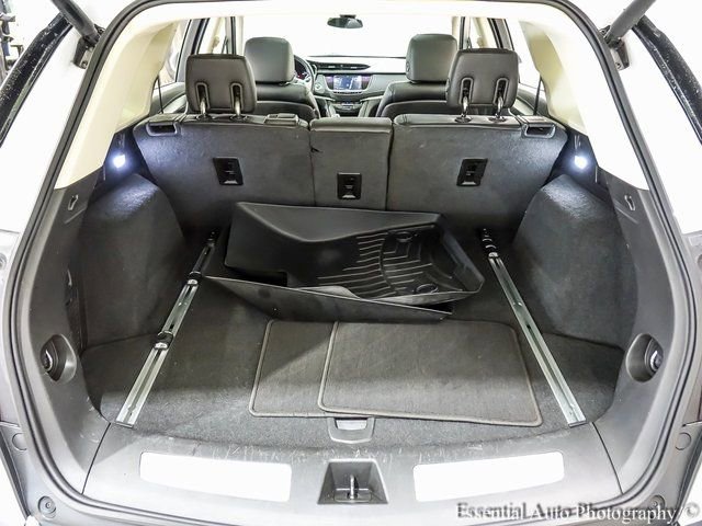 Certified 2017 Cadillac XT5 Luxury w/ Driver Awareness Package image 21