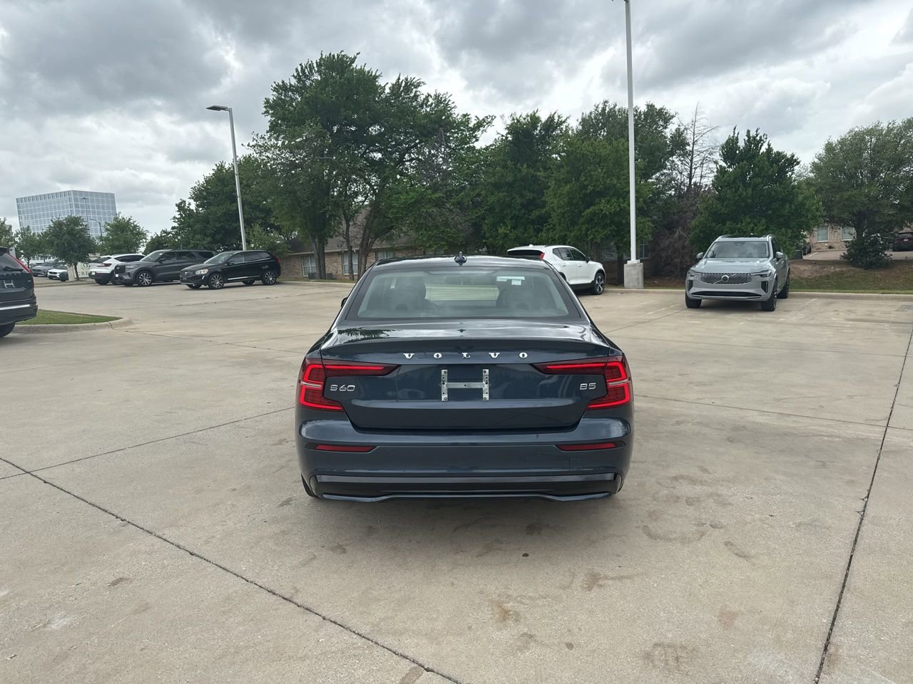 Certified 2024 Volvo S60 B5 Plus image 5