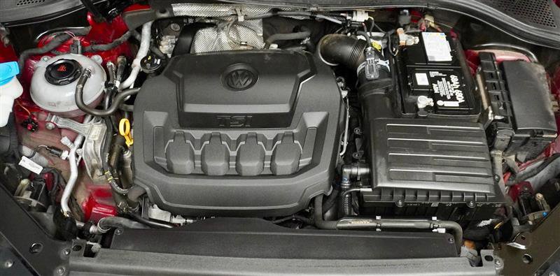 Used 2018 Volkswagen Tiguan SEL image 45