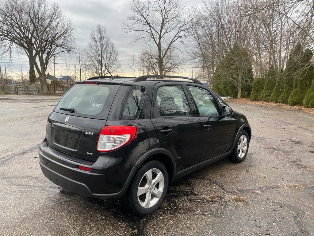 Used 2012 Suzuki SX4 AWD Hatchback image 5