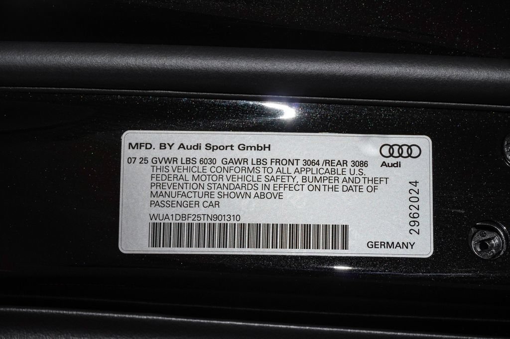 Used 2026 Audi RS 6 performance AWD/4WD image 36