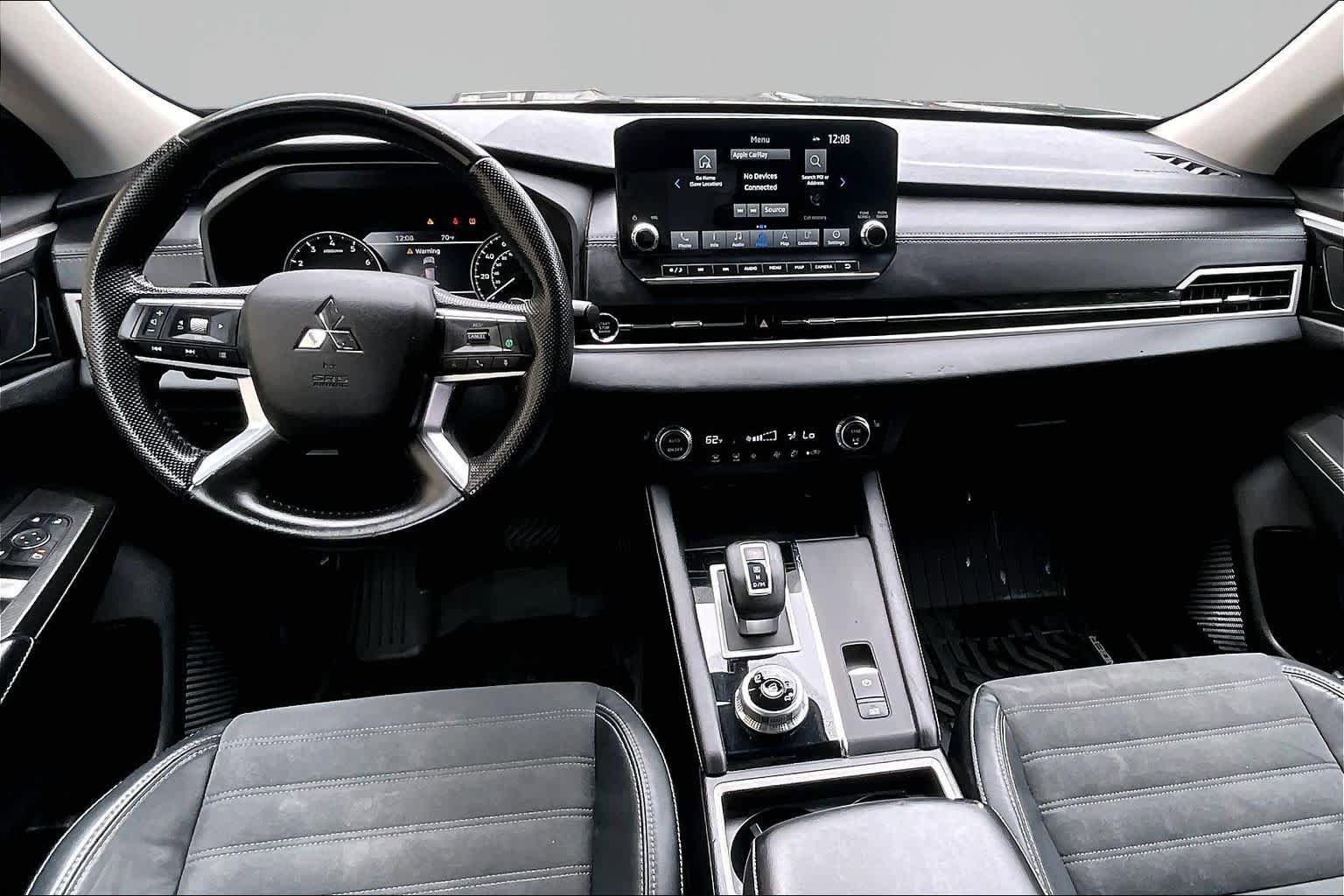 Used 2022 Mitsubishi Outlander SE FWD image 16