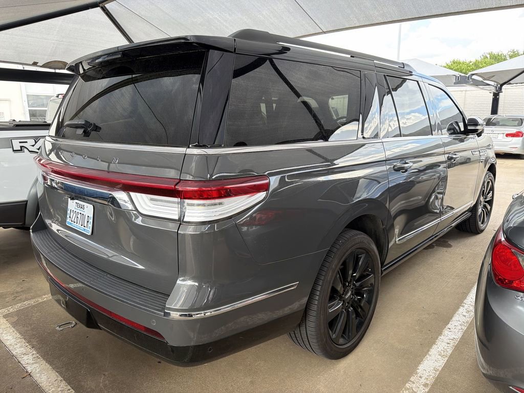 Used 2022 Lincoln Navigator L Black Label image 3
