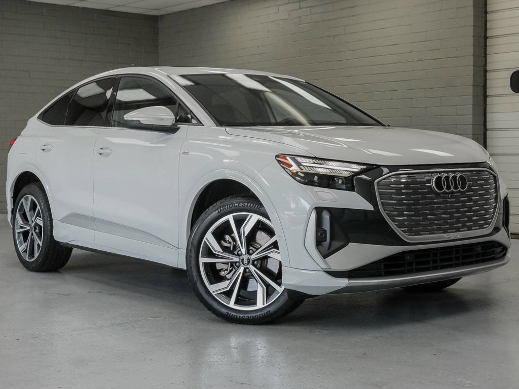 Used 2023 Audi Q4 e-tron Prestige AWD/4WD image 1