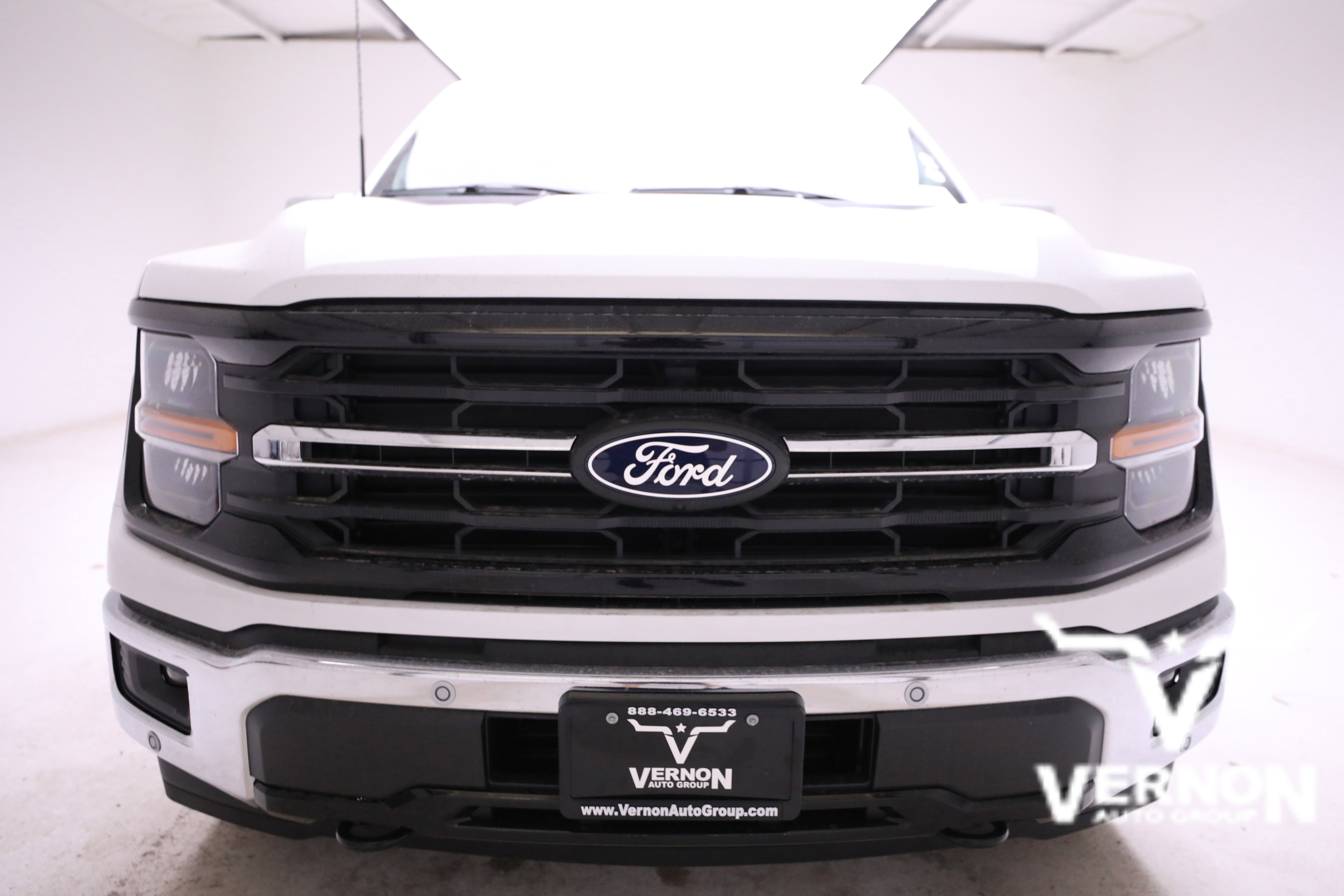 New 2026 Ford F150 XLT w/ Equipment Group 302A MID image 8