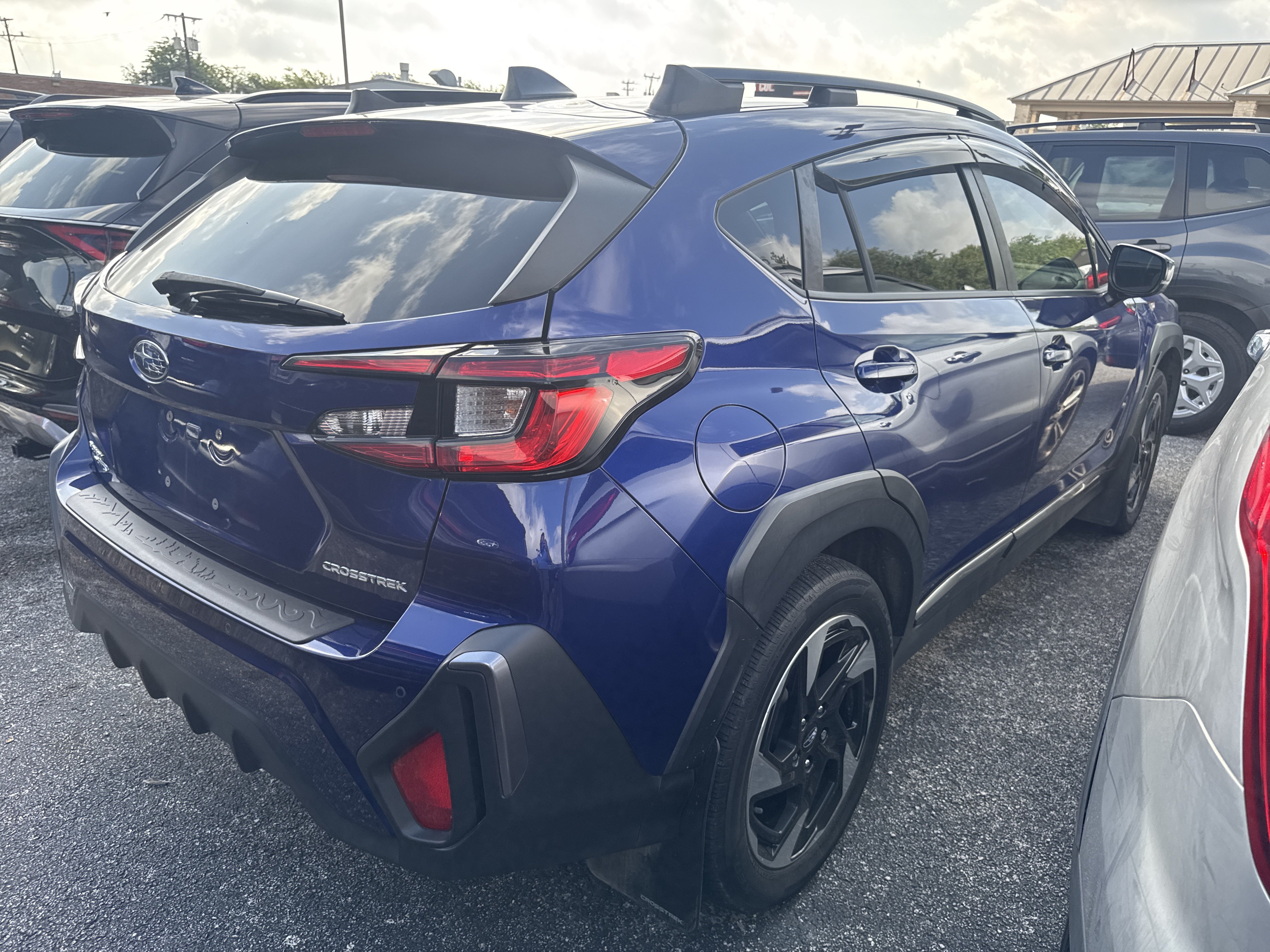 Certified 2024 Subaru Crosstrek 2.5i Limited w/ Crosstrek Mirror Package AWD/4WD image 4