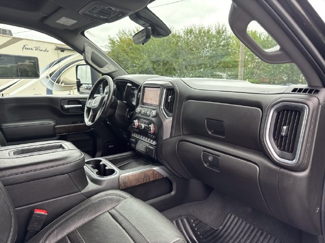 Used 2022 GMC Sierra 2500 Denali w/ Denali Ultimate Package AWD/4WD image 29